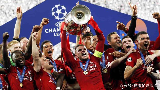 世体：巴塞罗那市长将来诺坎普看比赛，预留主席台第一排位置（世体：巴塞罗那市长将赴诺坎普观赛，主席包厢首排座已预留）