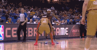 森保一：田中碧非故意伤人，他没过错，希望弗朗西斯康复顺利（森保一力挺田中碧：非蓄意伤人、无过错，盼弗朗西斯早日康复）