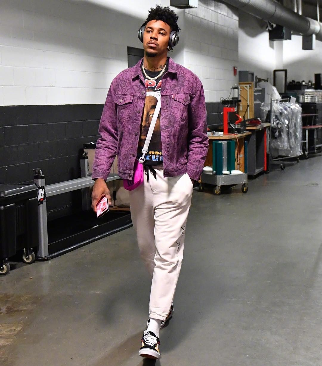 巴萨迎战特内里费，冲击积分榜优势 ｜ 女子足球联赛精彩前瞻（女足联赛前瞻：巴萨对阵特内里费，力争扩大积分榜优势）