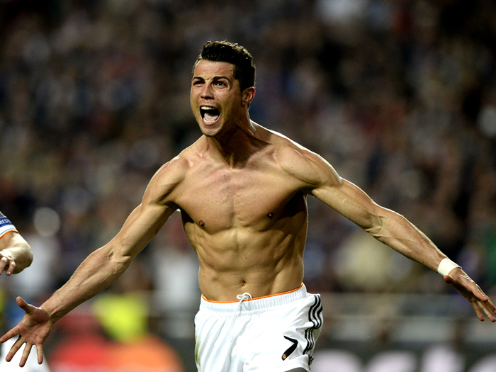 NBA交易市场动态：湖人完成外援引进,（湖人敲定外援签约，NBA交易市场新进展）