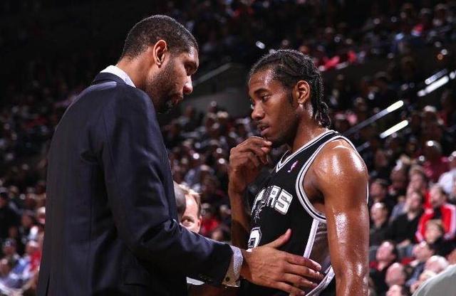 普利希奇：魔笛确实送了手机；看年轻队友表演会让我尬穿地心（普利希奇：魔笛确实送了手机；看年轻队友表演我尴尬到想钻地缝）