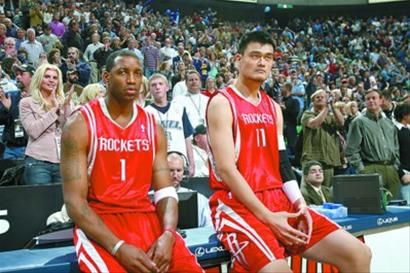 巴媒：格雷米奥主席候选者曾想招募本泽马，以此当竞选筹码（巴媒：格雷米奥主席参选人曾打算签下本泽马当竞选筹码）