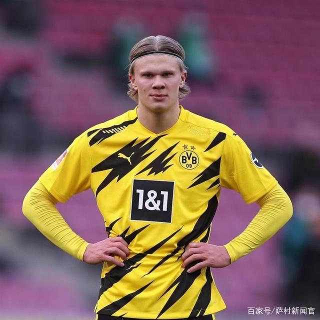 记者：韩鹏仍是泰山主帅，但俱乐部需要找个名义上的“主帅”（记者称韩鹏仍掌泰山帅印，俱乐部或另觅挂名主帅）