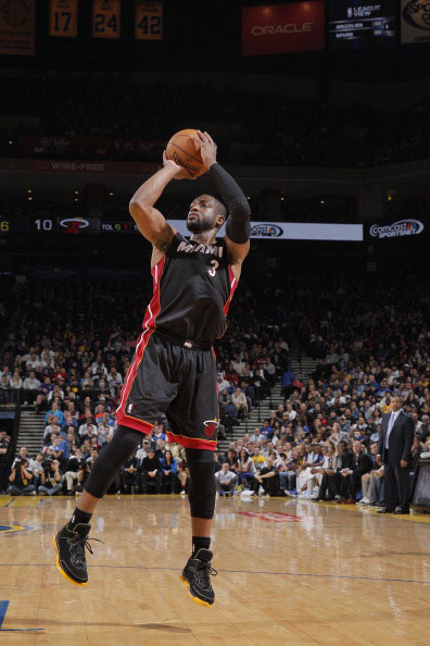 重返山西男篮？外媒曝迪亚洛收到中国联赛报价 后者可能出高额买断费（山西男篮迎回迪亚洛？外媒称其获中国联赛邀约，或将付高额买断费）