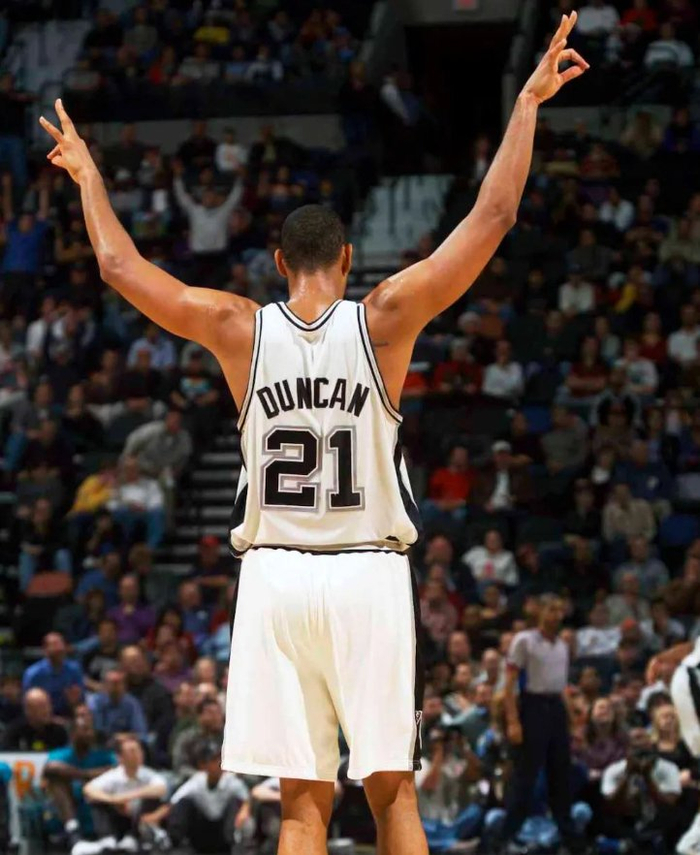 邦本宜裕：给自己本赛季表现打100分，本来想完成20个助攻（邦本宜裕自评赛季满分：目标曾是送出20次助攻）