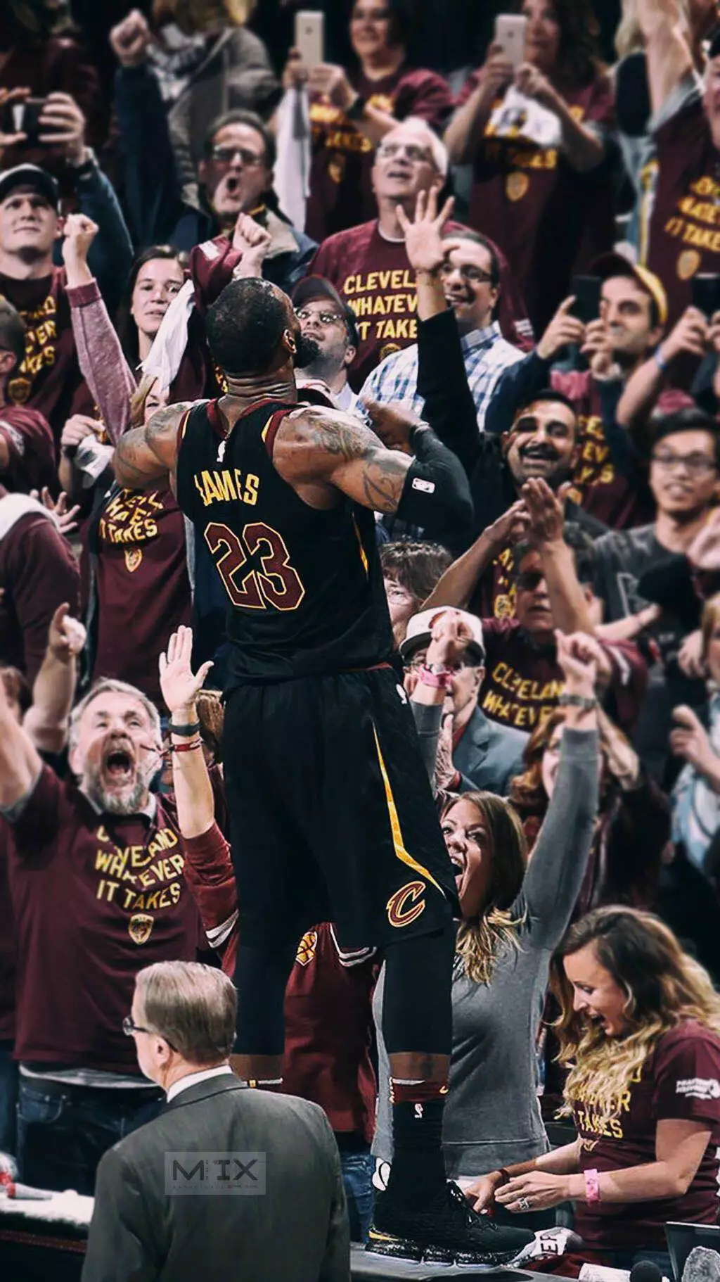 托尼：相较劳塔罗我更喜欢图拉姆，后者是意甲最强的中锋（托尼：更青睐图拉姆而非劳塔罗，他是意甲最强中锋）